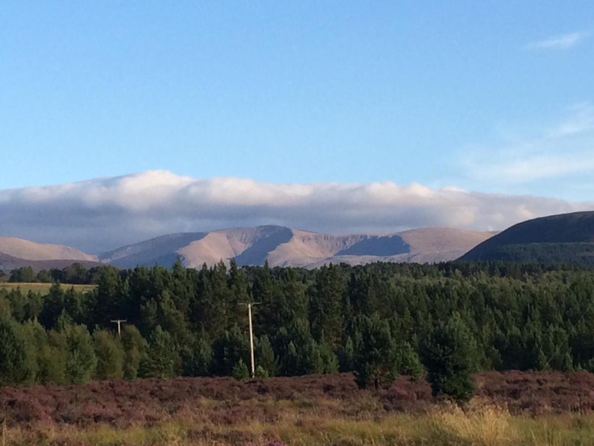 Cragganmore Lodge Aviemore Exterior photo